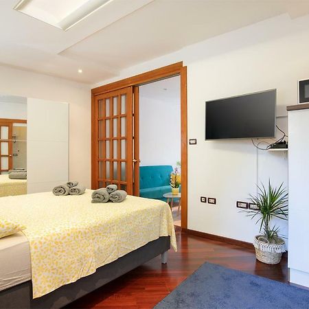 Apartment Ulysses พูลา ภายนอก รูปภาพ